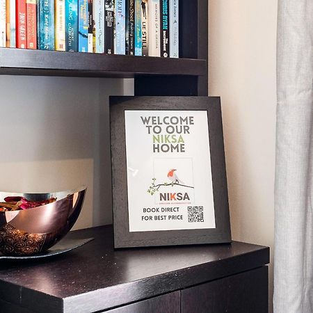 Niksa Serviced Accommodation - 3 Bedroom House Welwyn Garden City Exteriör bild